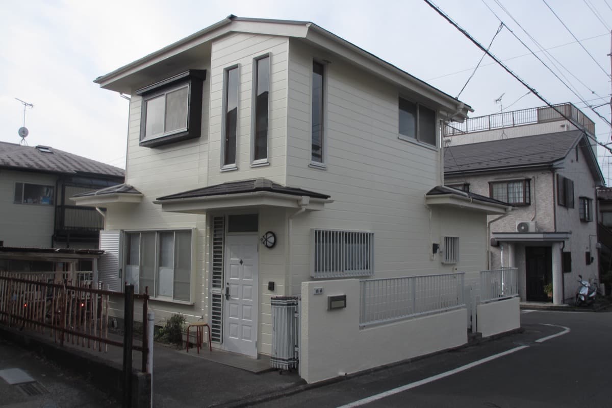 大和市で外壁塗装を行う代表 大坂源一